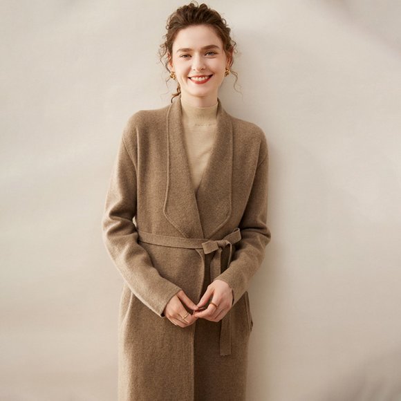 Light Luxury - Women's Long Cashmere Knitted Cardigan - Picture 3 of 14